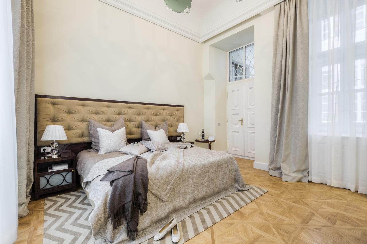 Apartamento Residencia Wollzeile Viena Exterior foto